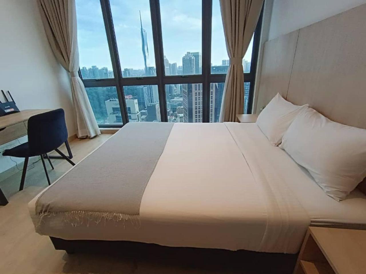 Apartamento The Luxe Colony Klcc By Sky Pool Kuala Lumpur Exterior foto
