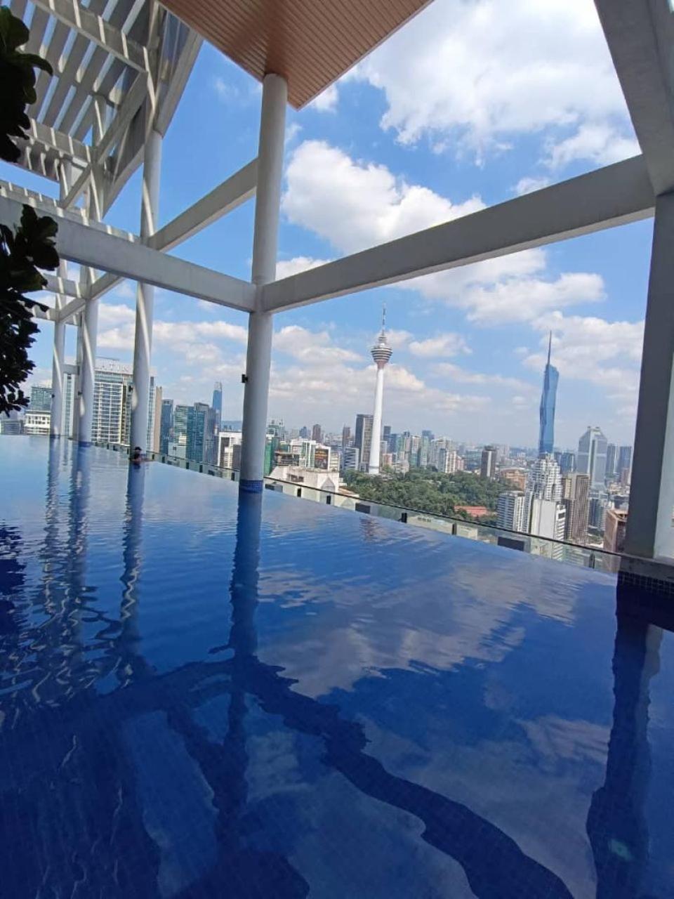 Apartamento The Luxe Colony Klcc By Sky Pool Kuala Lumpur Exterior foto